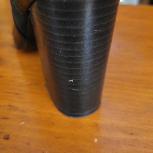 Nine West boots - Picture 4 of 5